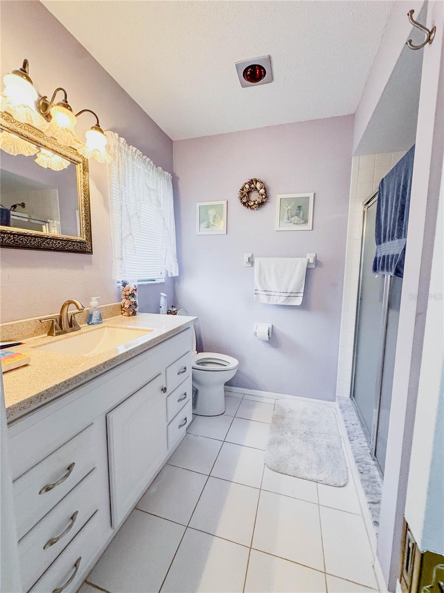 VIVIENDA WEST - Residential