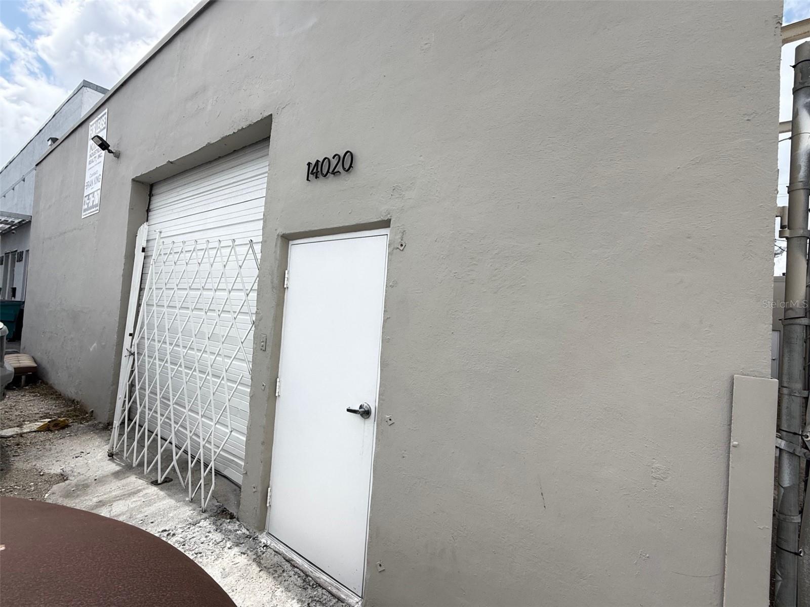 BARDOL - Commercial Sale