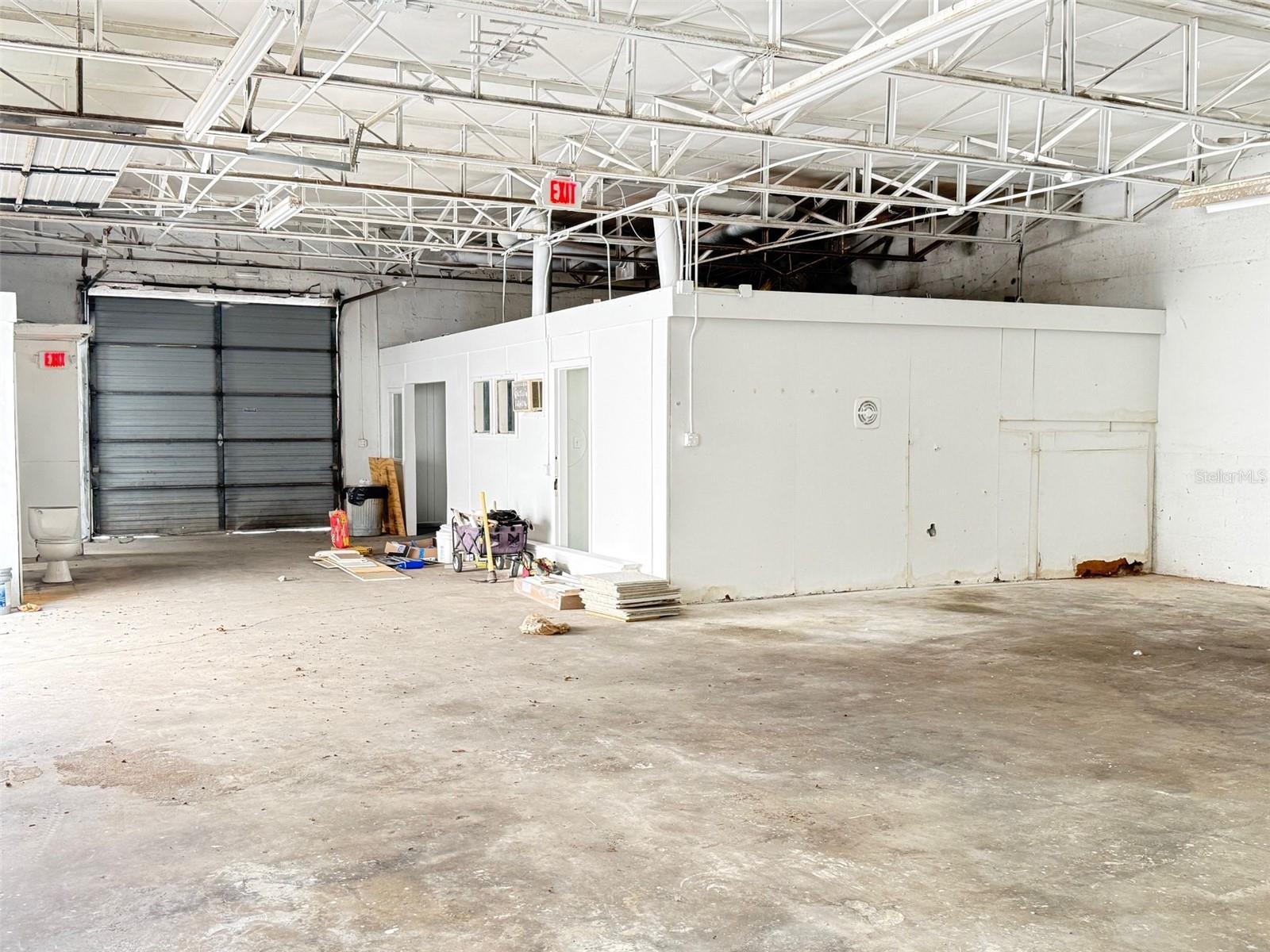 BARDOL - Commercial Sale