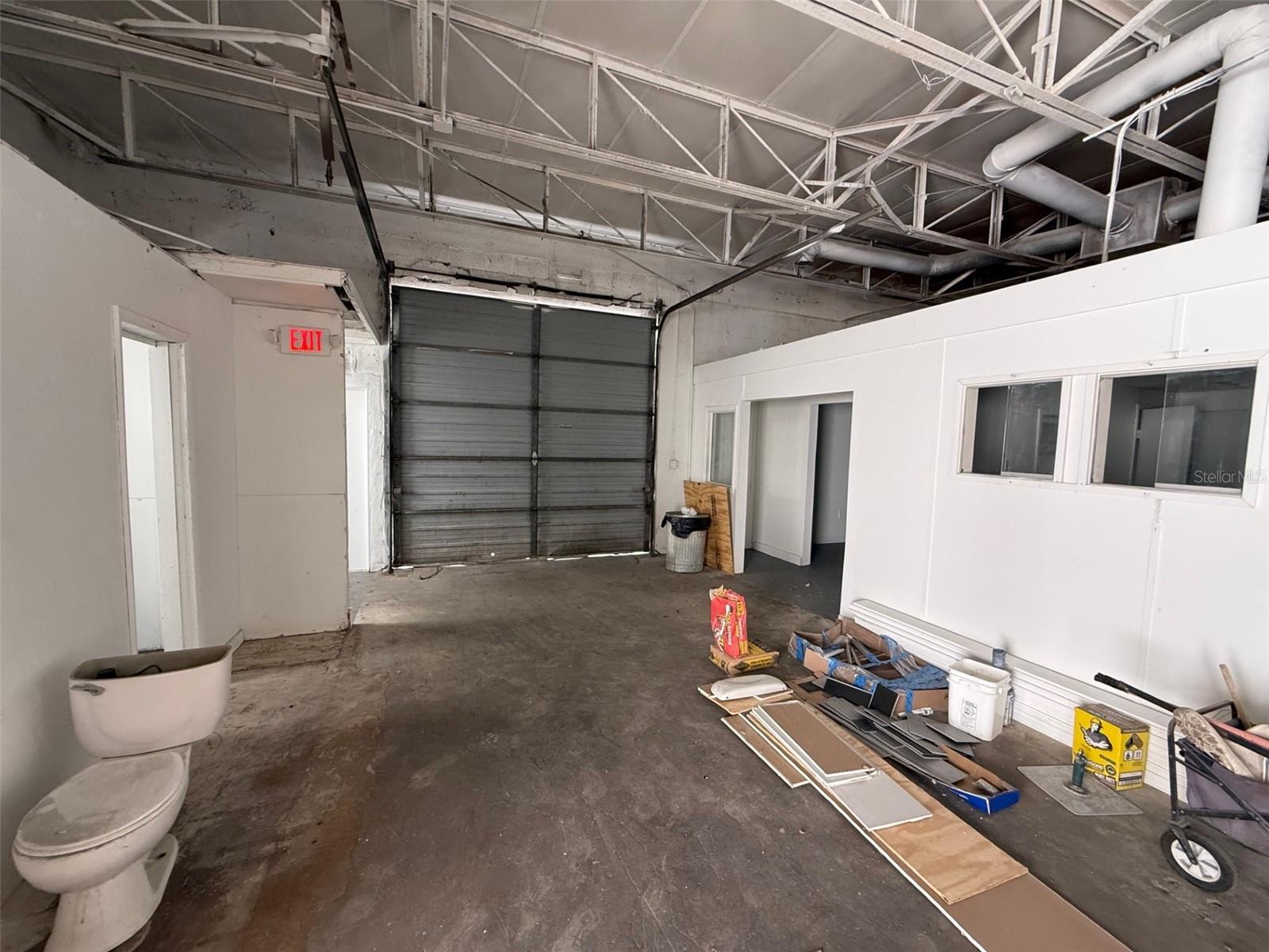 BARDOL - Commercial Sale