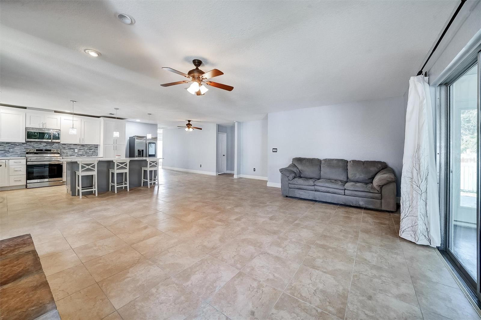 HARBOR SHORES 4TH ADD - Residential Lease