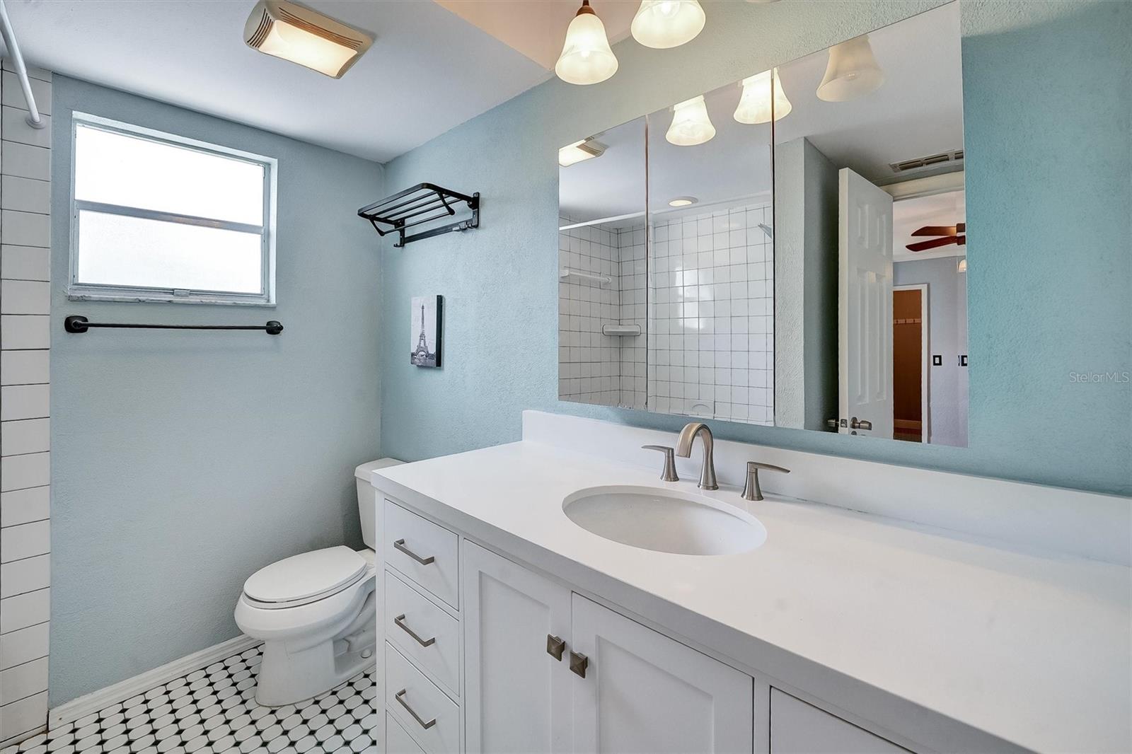 HARBOR SHORES 4TH ADD - Residential Lease