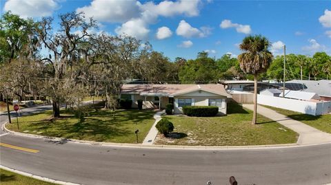 2208 COMMUNITY WAY SANFORD FL 32771