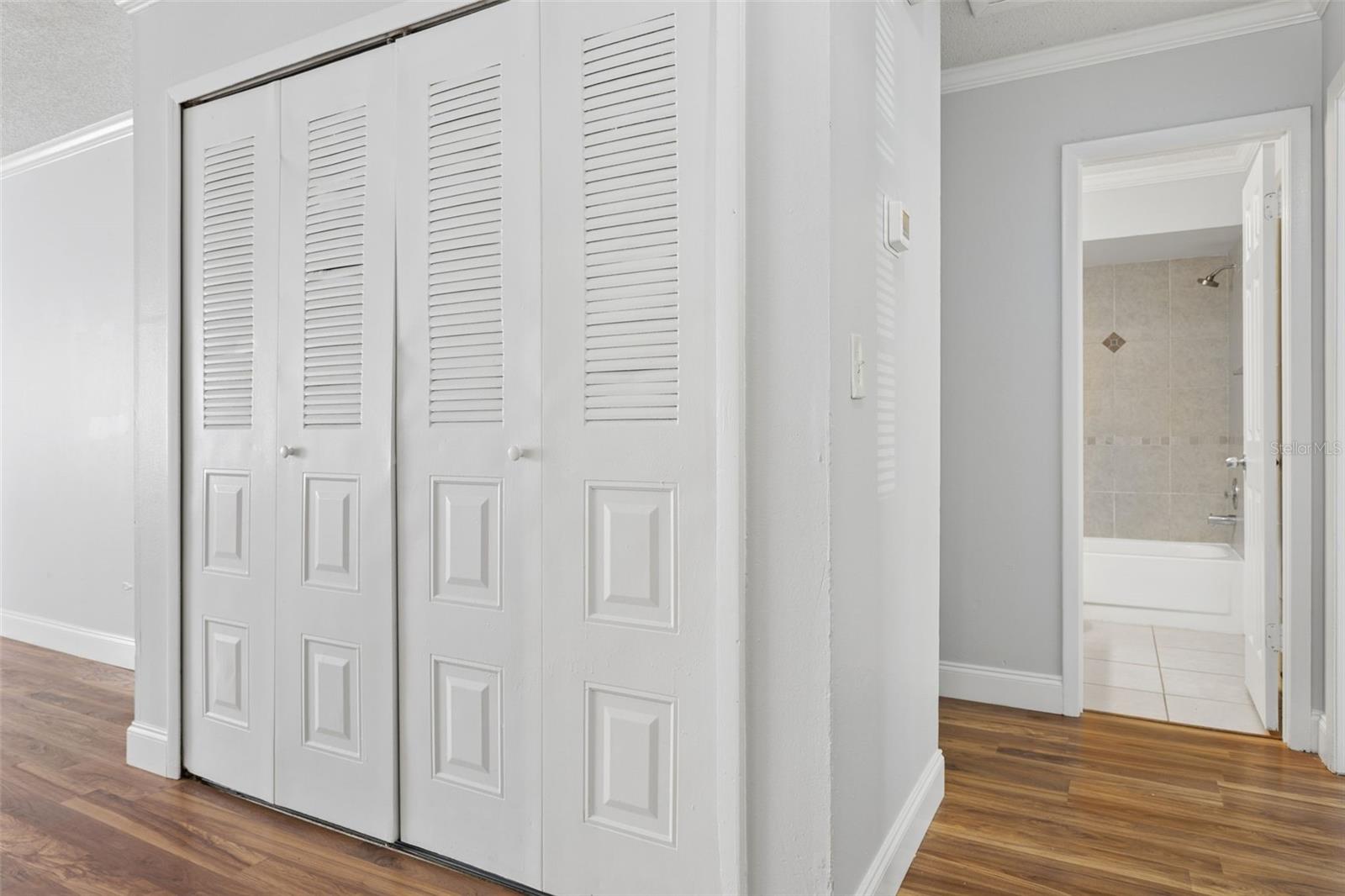 TERRACE OAKS TWNHMS - Residential