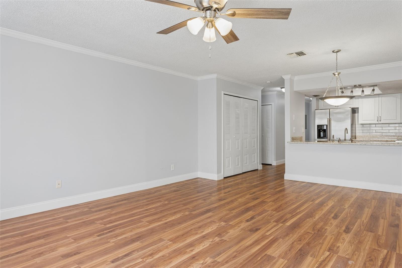 TERRACE OAKS TWNHMS - Residential