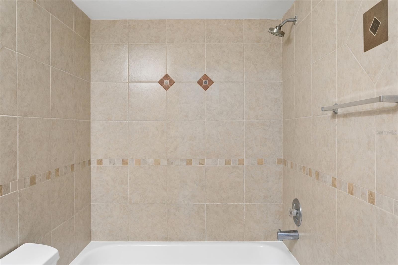 TERRACE OAKS TWNHMS - Residential