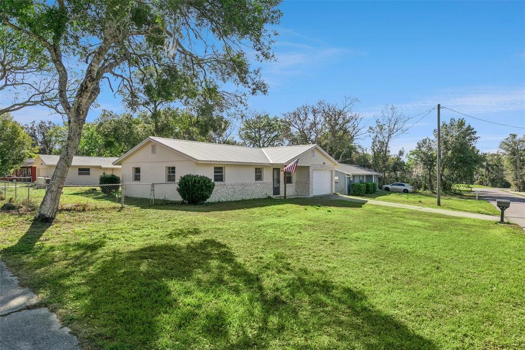 Photo of 111 Amigos Road, Debary, FL 32713 (MLS # O6390127)