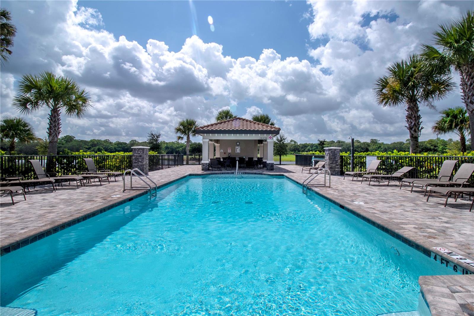 TERRACE I AT LAKEWOOD NATIONAL PH 2 - Residential Lease