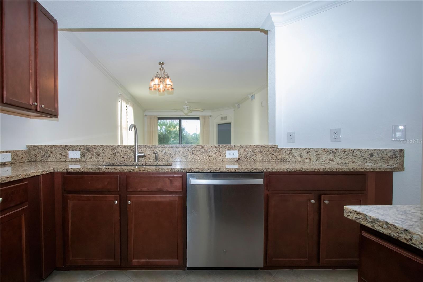 TERRACE I AT LAKEWOOD NATIONAL PH 2 - Residential Lease