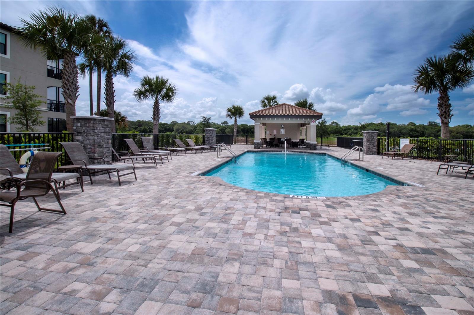 TERRACE I AT LAKEWOOD NATIONAL PH 2 - Residential Lease