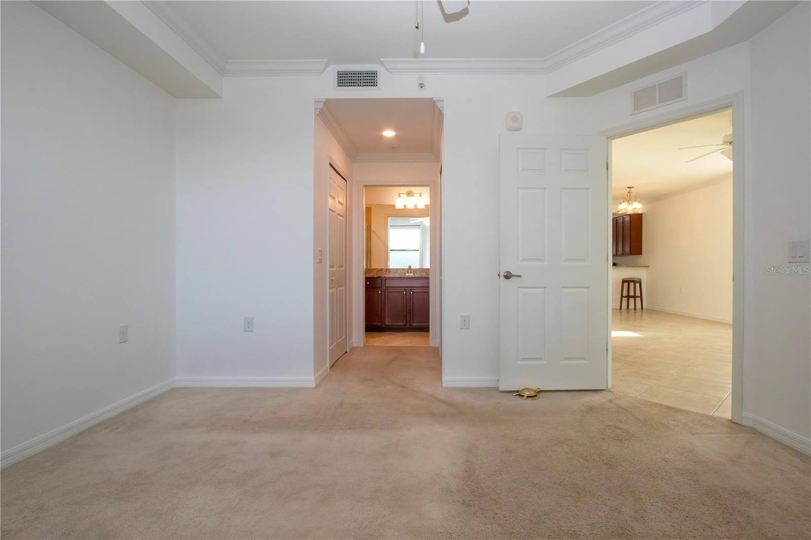 TERRACE I AT LAKEWOOD NATIONAL PH 2 - Residential Lease