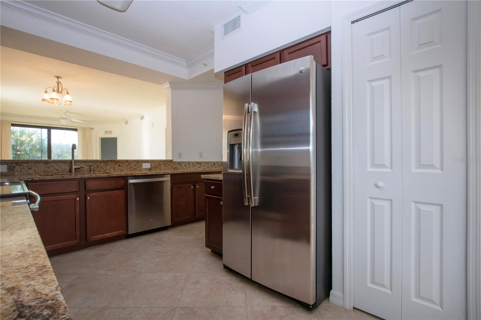 TERRACE I AT LAKEWOOD NATIONAL PH 2 - Residential Lease