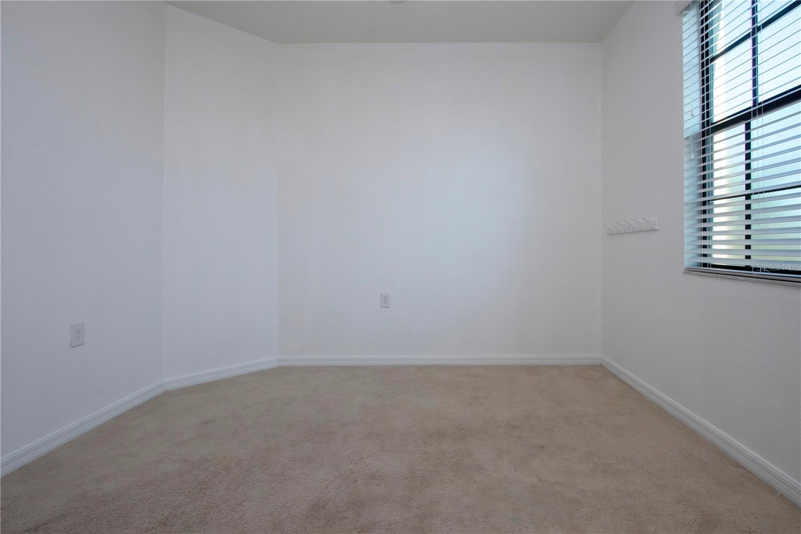 TERRACE I AT LAKEWOOD NATIONAL PH 2 - Residential Lease