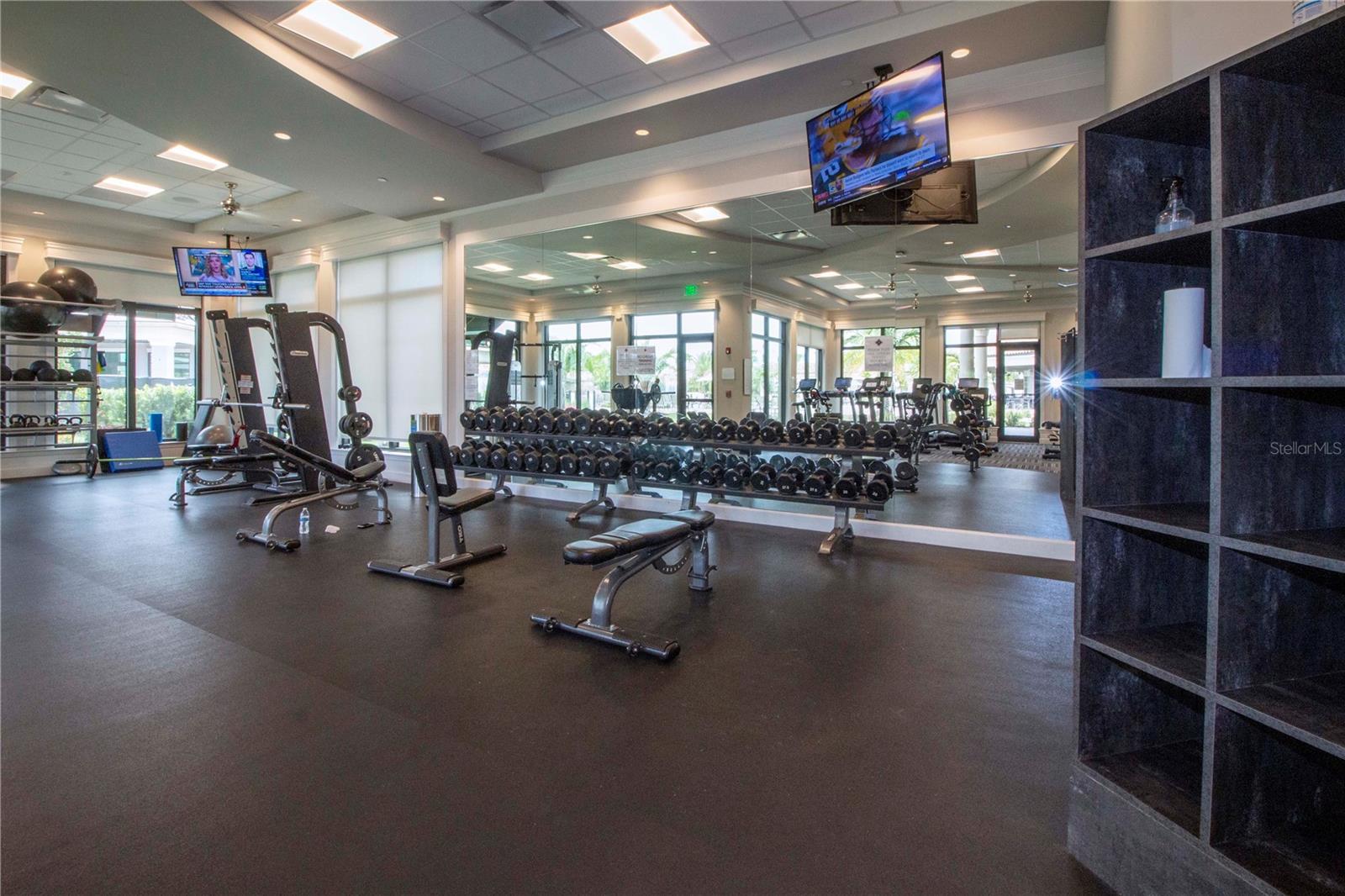 TERRACE I AT LAKEWOOD NATIONAL PH 2 - Residential Lease