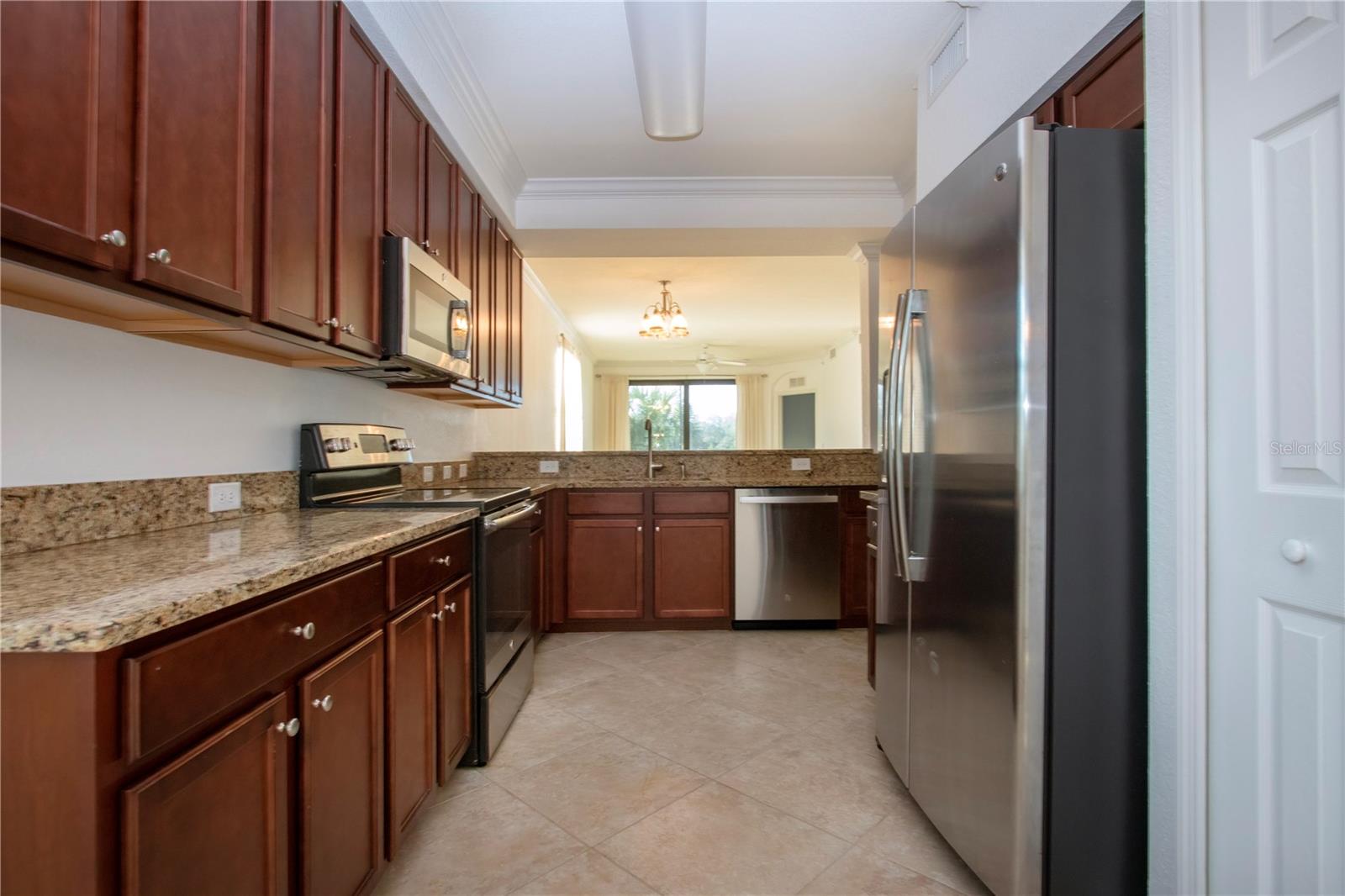 TERRACE I AT LAKEWOOD NATIONAL PH 2 - Residential Lease