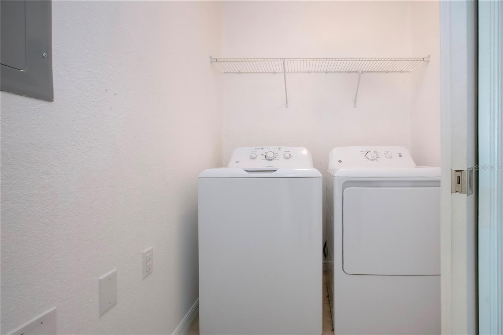 TERRACE I AT LAKEWOOD NATIONAL PH 2 - Residential Lease