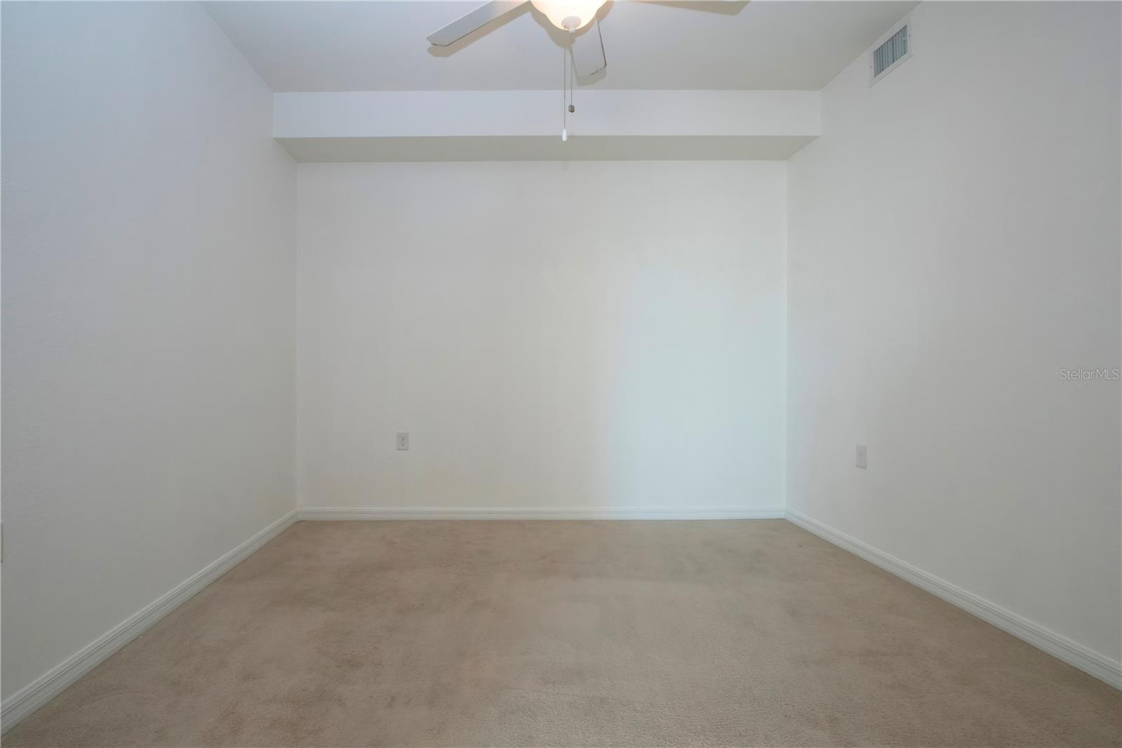 TERRACE I AT LAKEWOOD NATIONAL PH 2 - Residential Lease