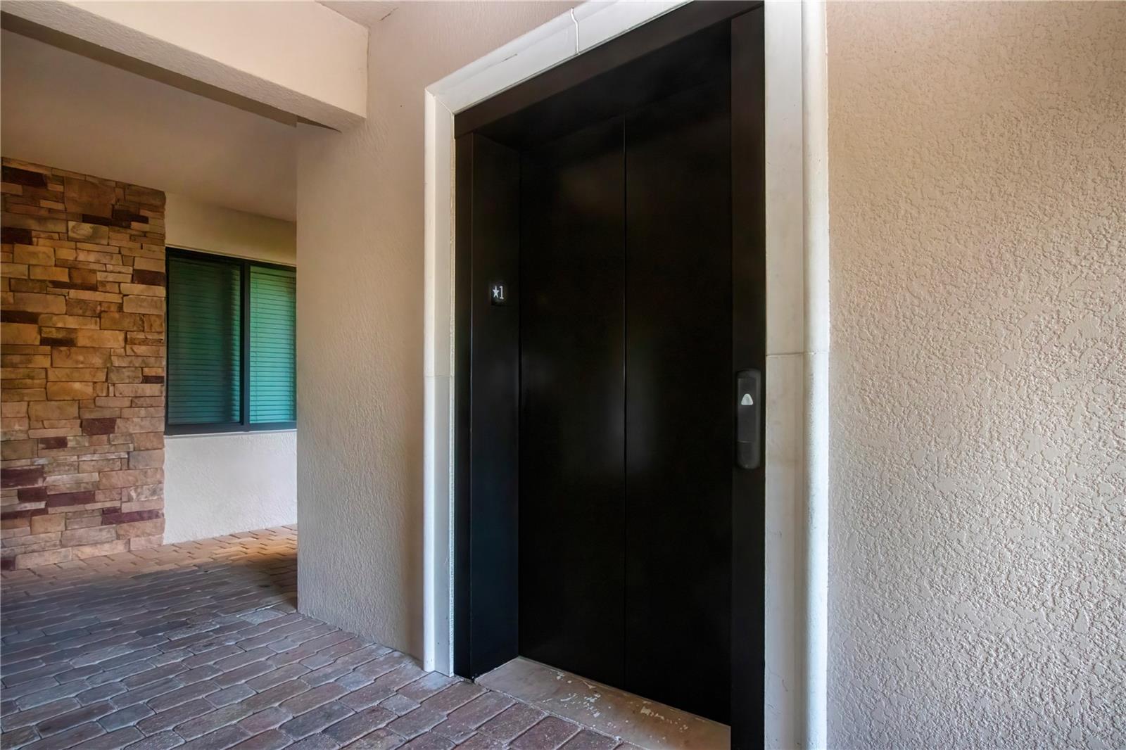 TERRACE I AT LAKEWOOD NATIONAL PH 2 - Residential Lease