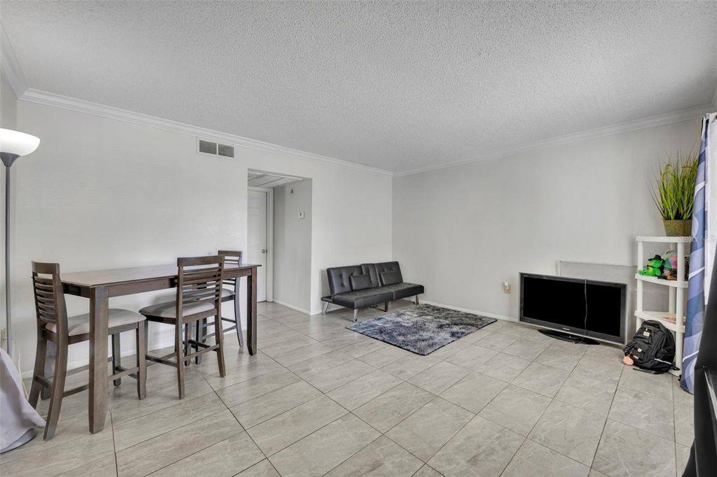 Photo of 145 Oyster Bay Circle #240, Altamonte Springs, FL 32701 (MLS # O6392507)