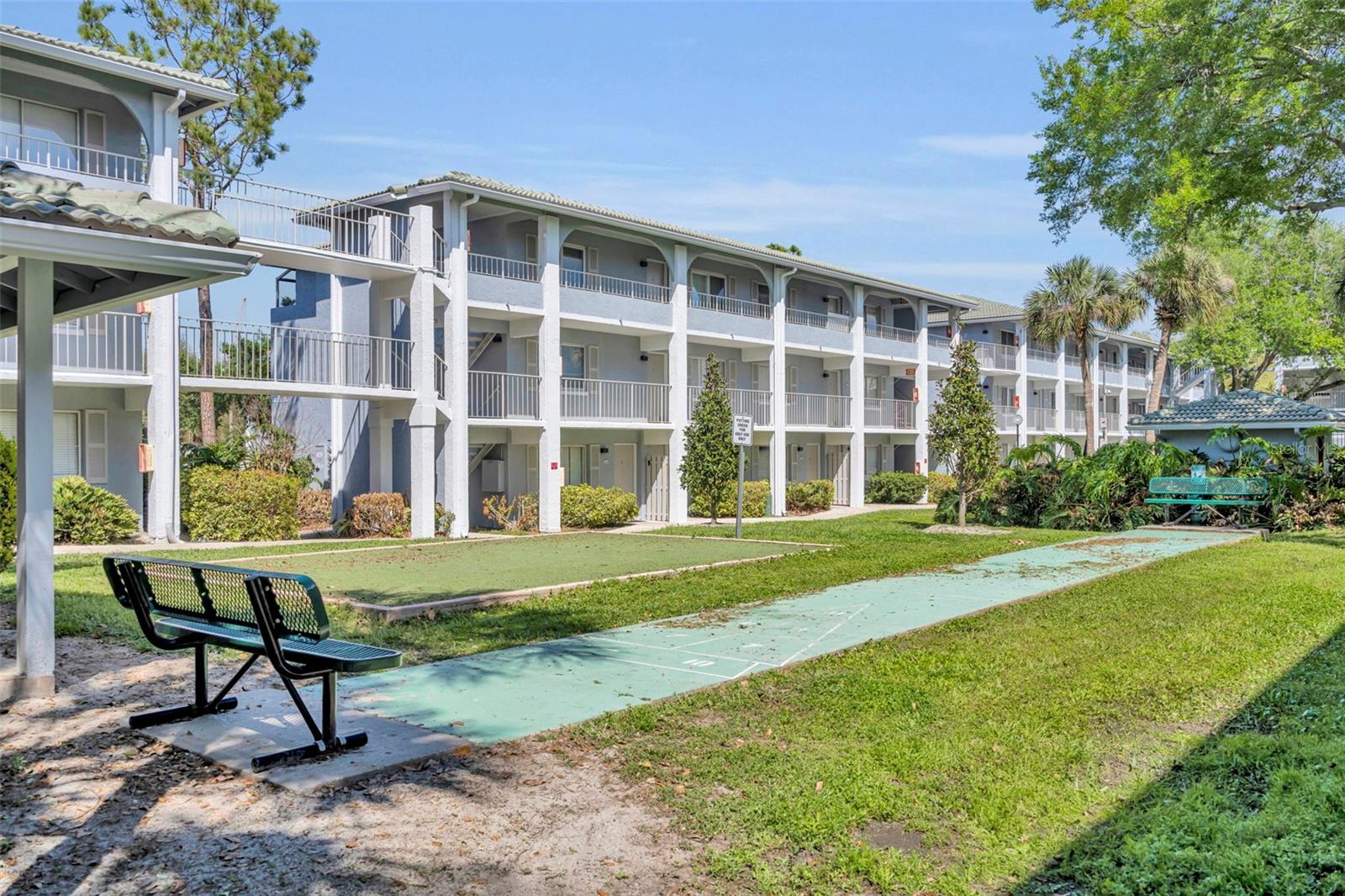 WATERSIDE AT CRANES ROOST A CONDO COMMUN - Residential