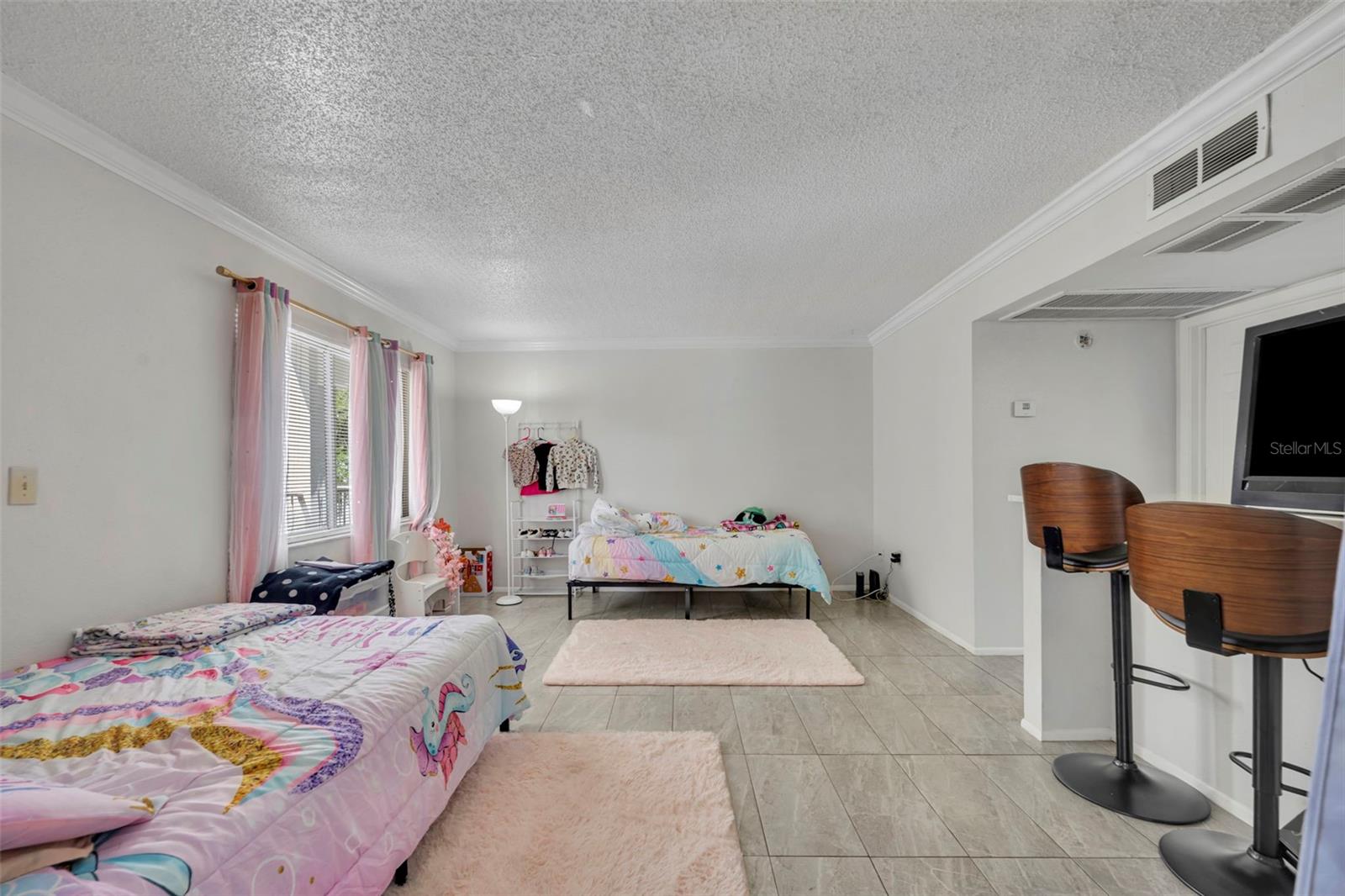 145 OYSTER BAY CIRCLE 240