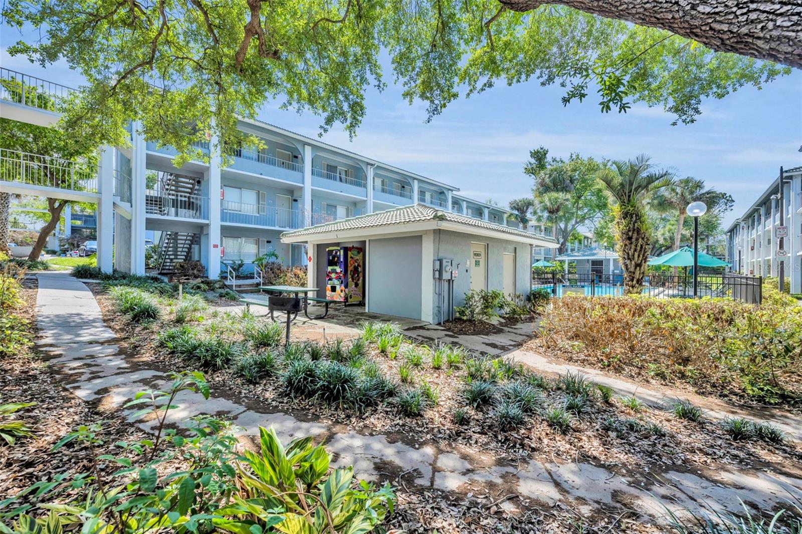 WATERSIDE AT CRANES ROOST A CONDO COMMUN - Residential