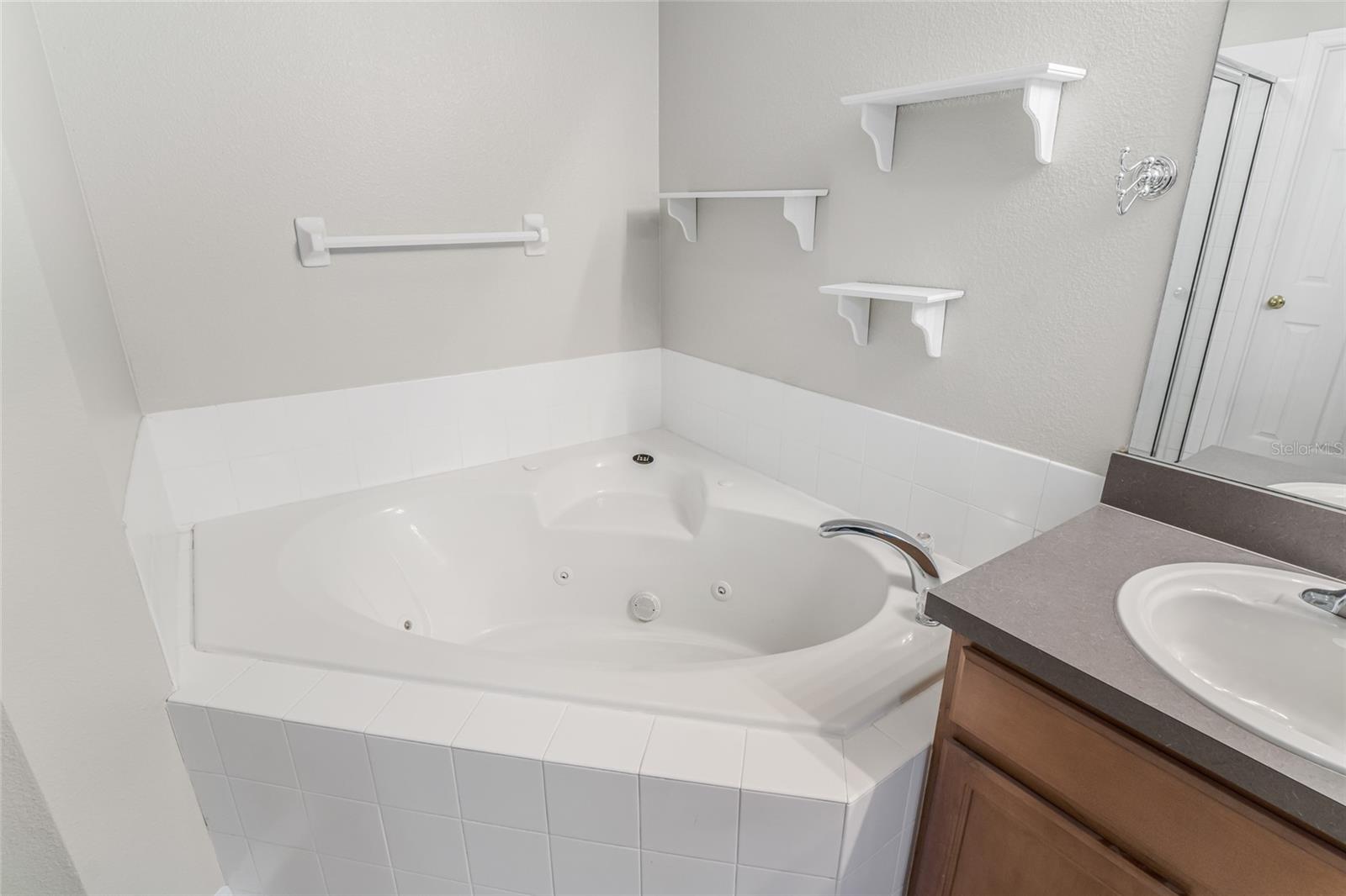 LEXINGTON ESTATES - Residential