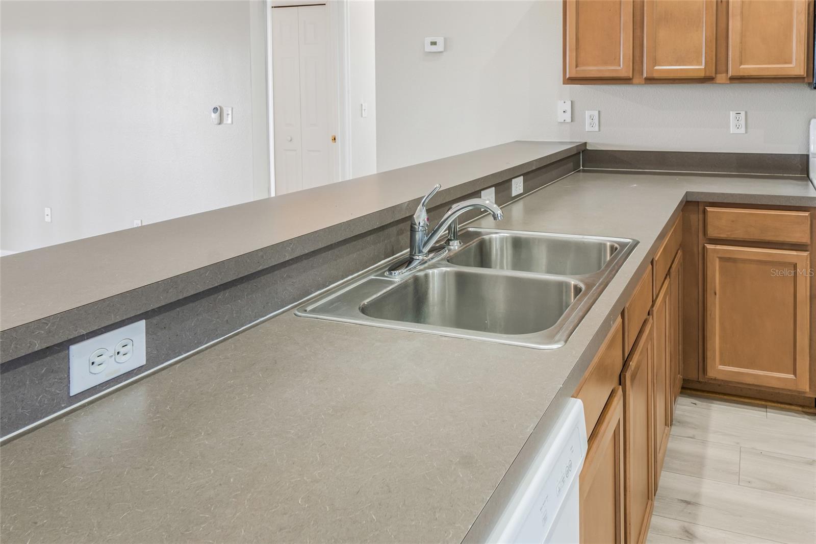 LEXINGTON ESTATES - Residential