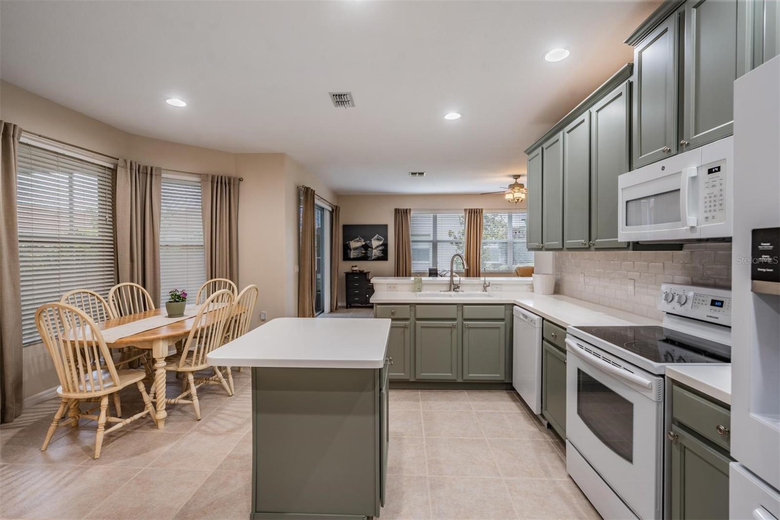 HERITAGE SPGS VILLAGE 22 - Residential