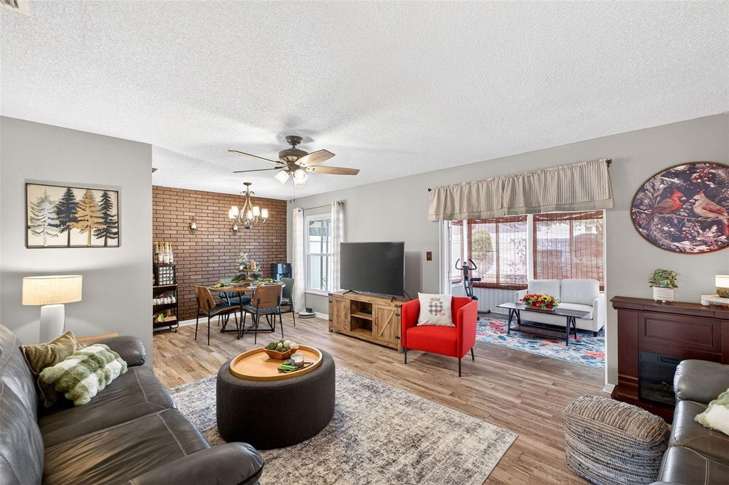 Photo of 5 Sandalwood Drive, Davenport, FL 33837 (MLS # O6381448)