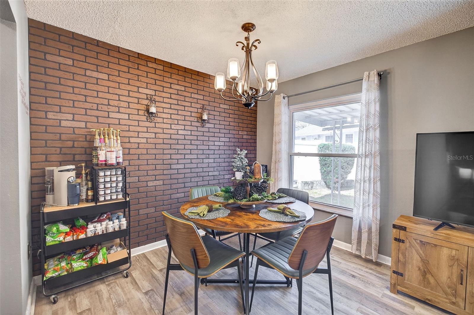 CRESCENT ESTATES 01 UNIT A REP 01 - Residential