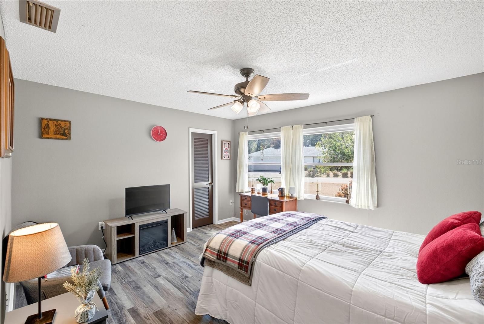 CRESCENT ESTATES 01 UNIT A REP 01 - Residential