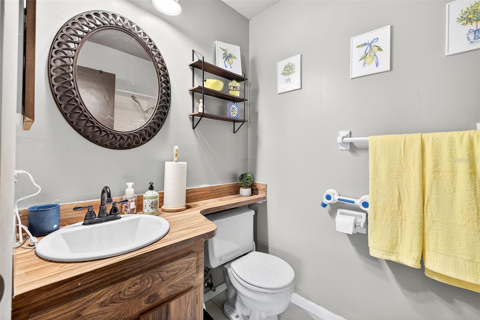 CRESCENT ESTATES 01 UNIT A REP 01 - Residential