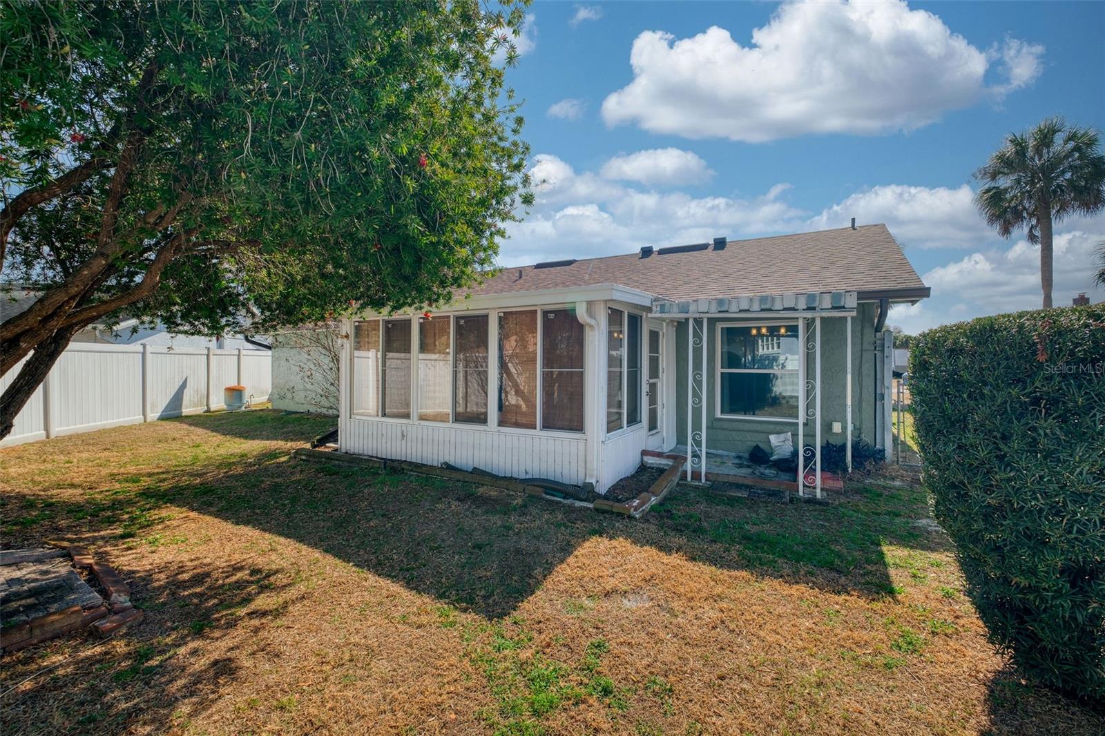 CRESCENT ESTATES 01 UNIT A REP 01 - Residential