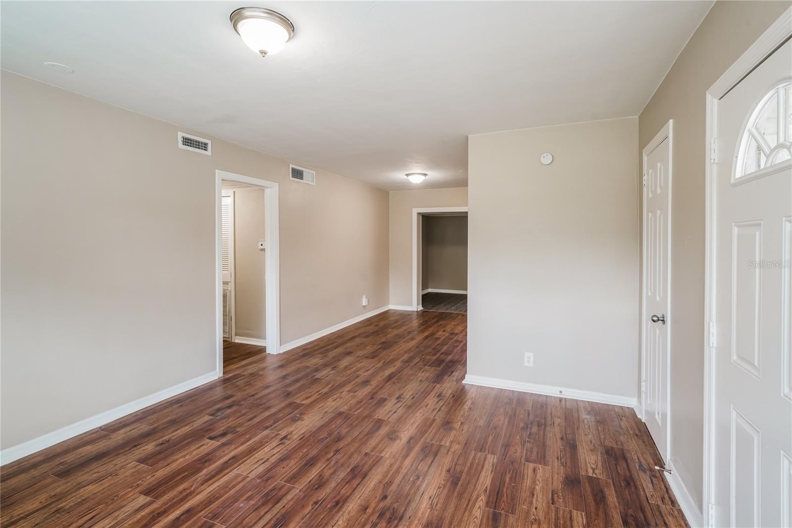 HIGHLAND HILLS - Residential Lease