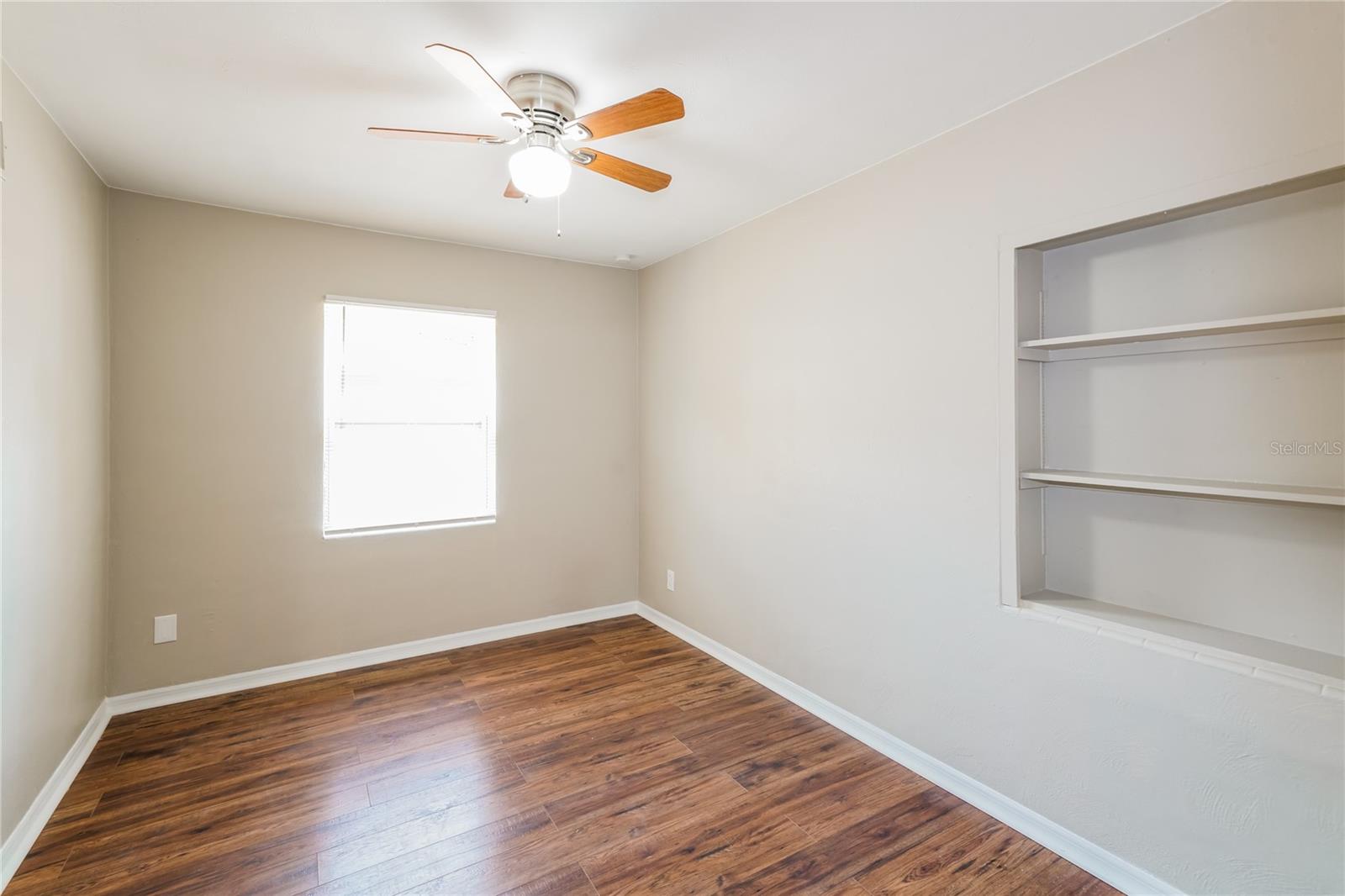 HIGHLAND HILLS - Residential Lease