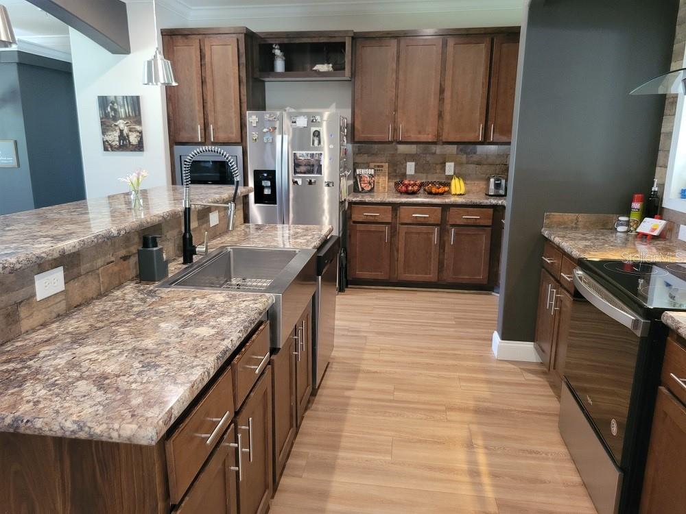 EAST BROOKSVILLE - Residential