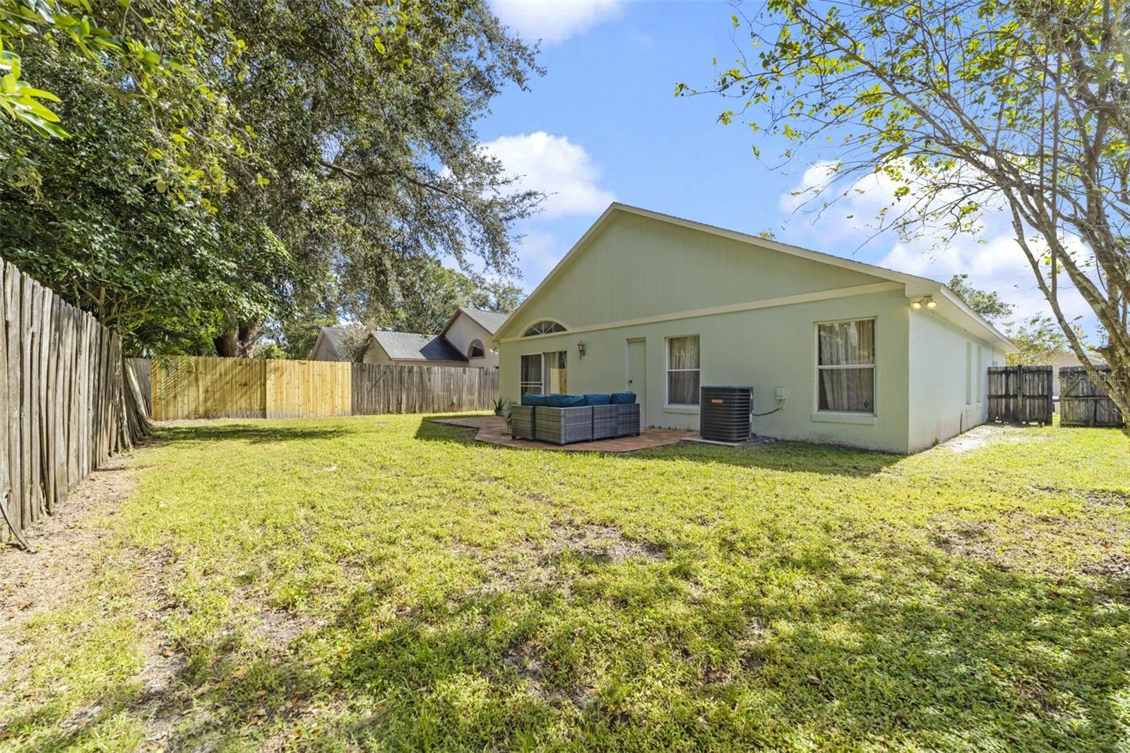 RIVERSIDE AT TWIN RIVERS UN 1 - Residential