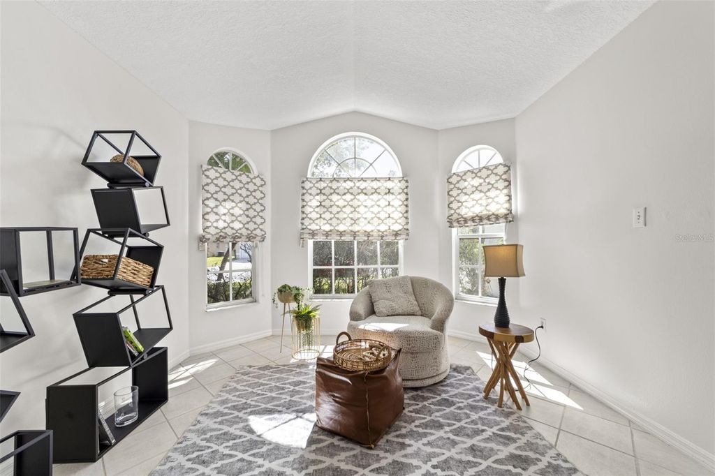 Photo of 1008 Country Cove Court, Oviedo, FL 32766 (MLS # A4669101)