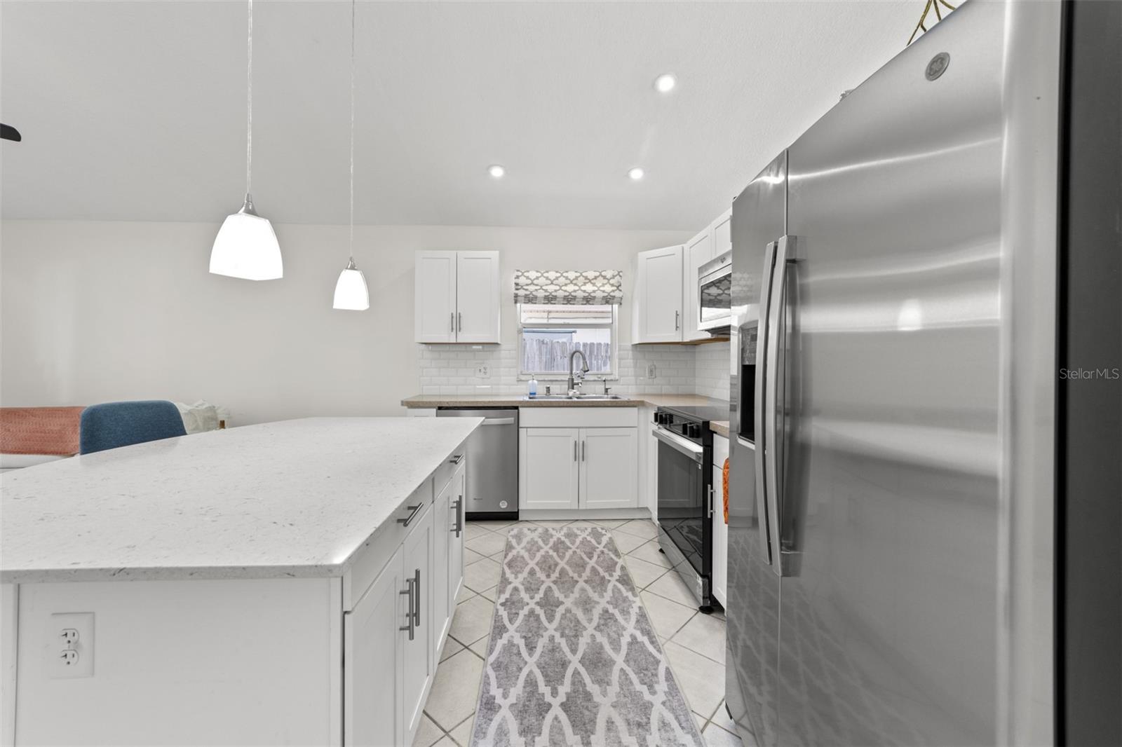 RIVERSIDE AT TWIN RIVERS UN 1 - Residential