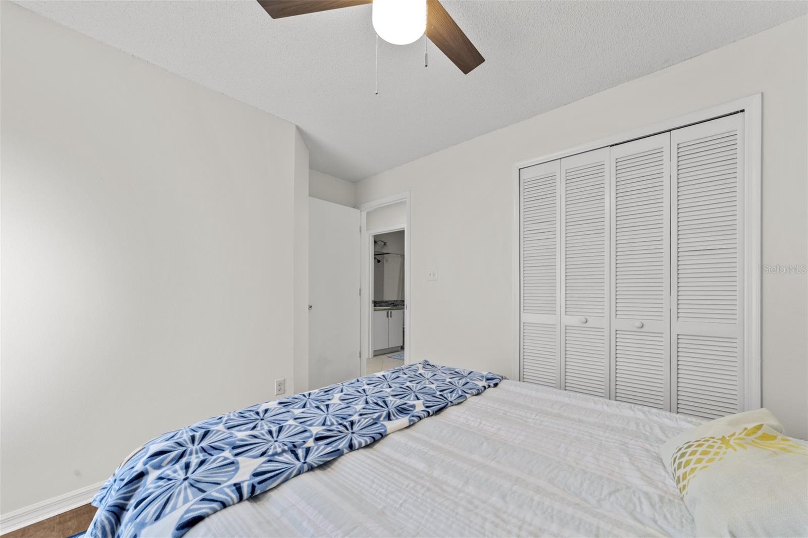 RIVERSIDE AT TWIN RIVERS UN 1 - Residential