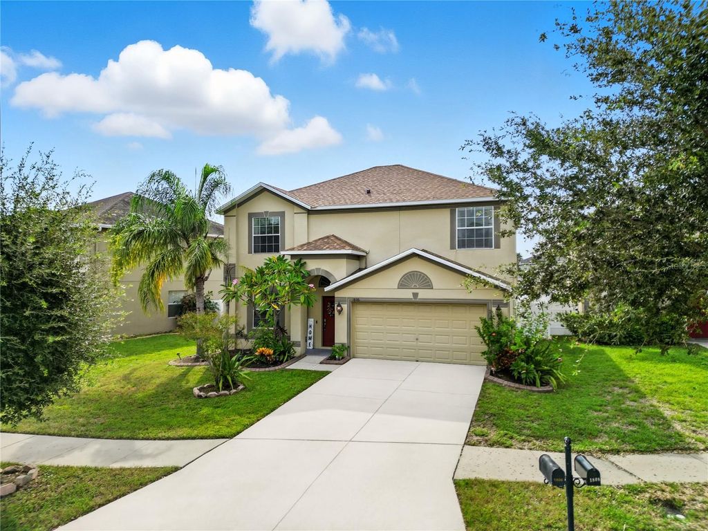 Photo of 1806 Oak Pond Street, Ruskin, FL 33570 (MLS # TB8427603)
