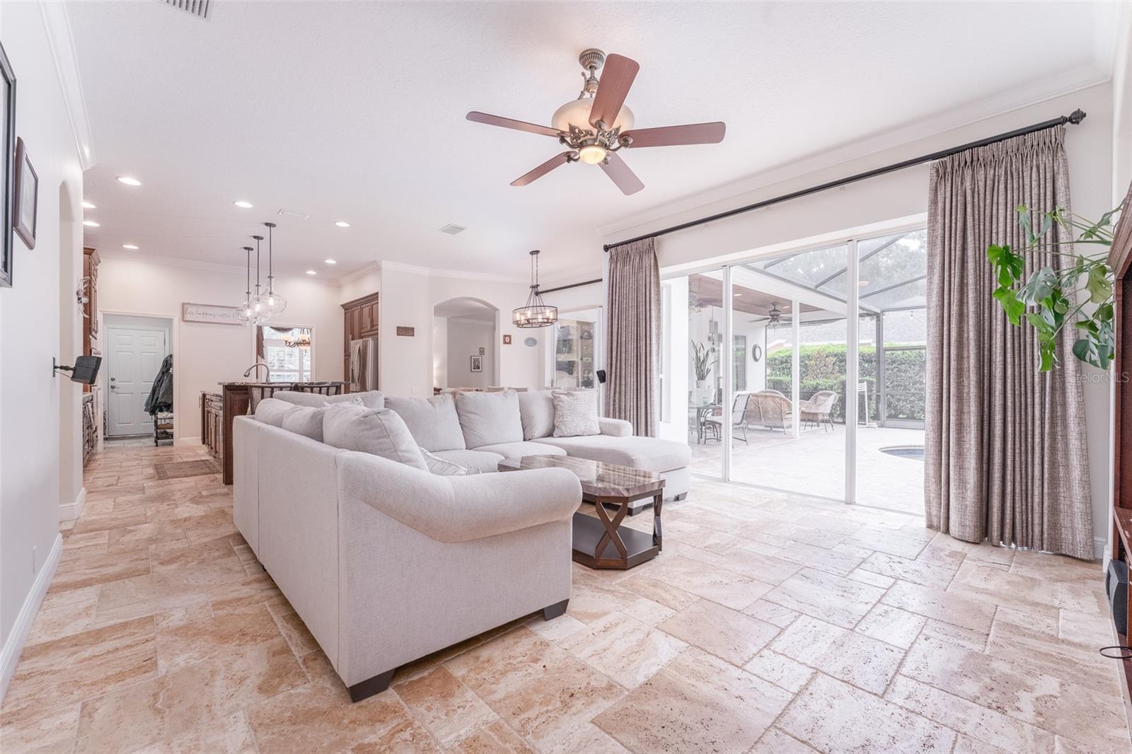 FISH HAWK TRAILS UNIT 3 - Residential