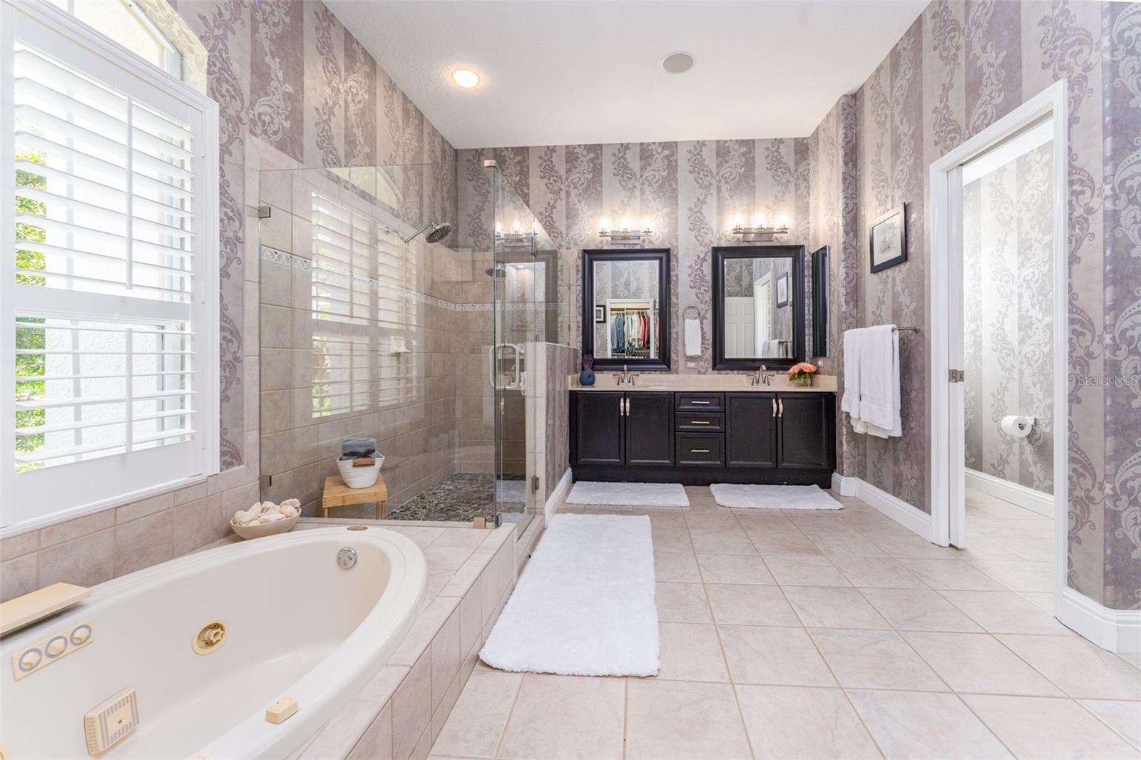 FISH HAWK TRAILS UNIT 3 - Residential