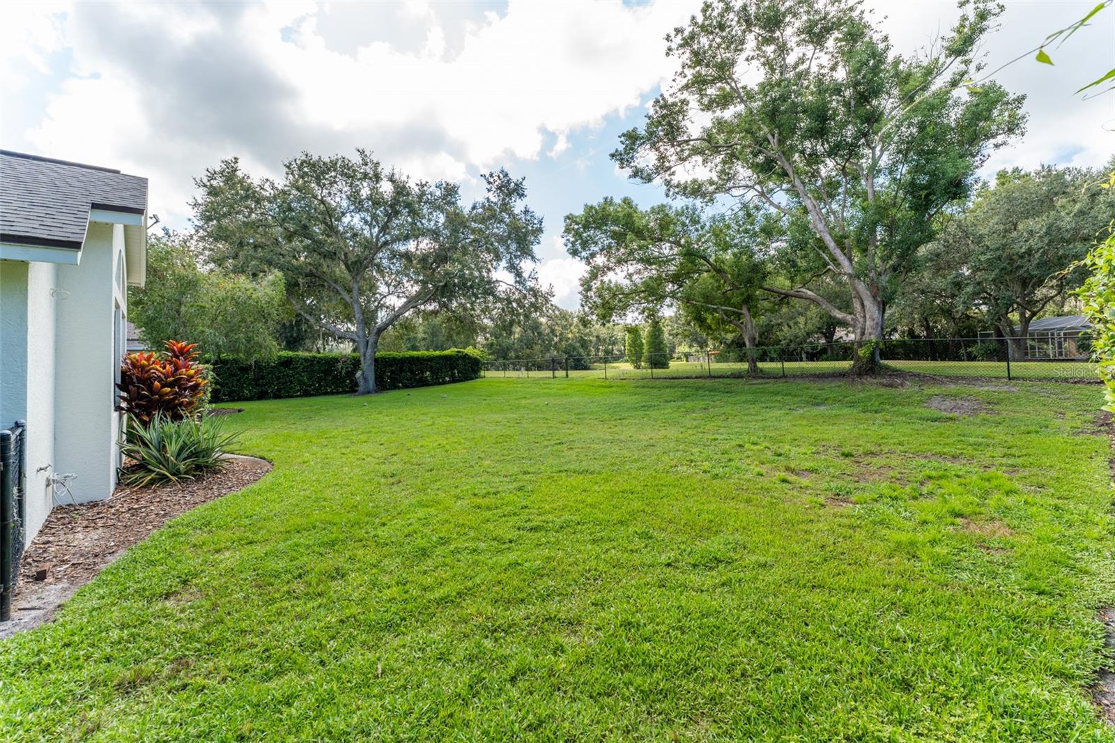FISH HAWK TRAILS UNIT 3 - Residential