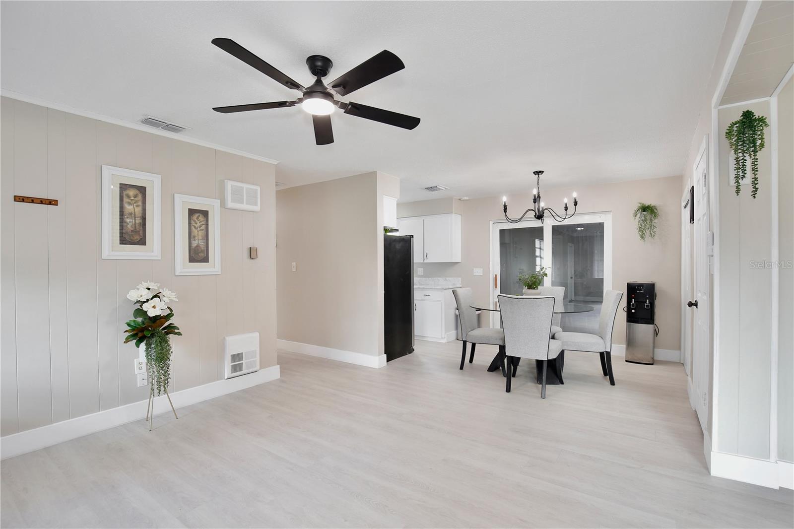 BREEZY HEIGHTS - Residential