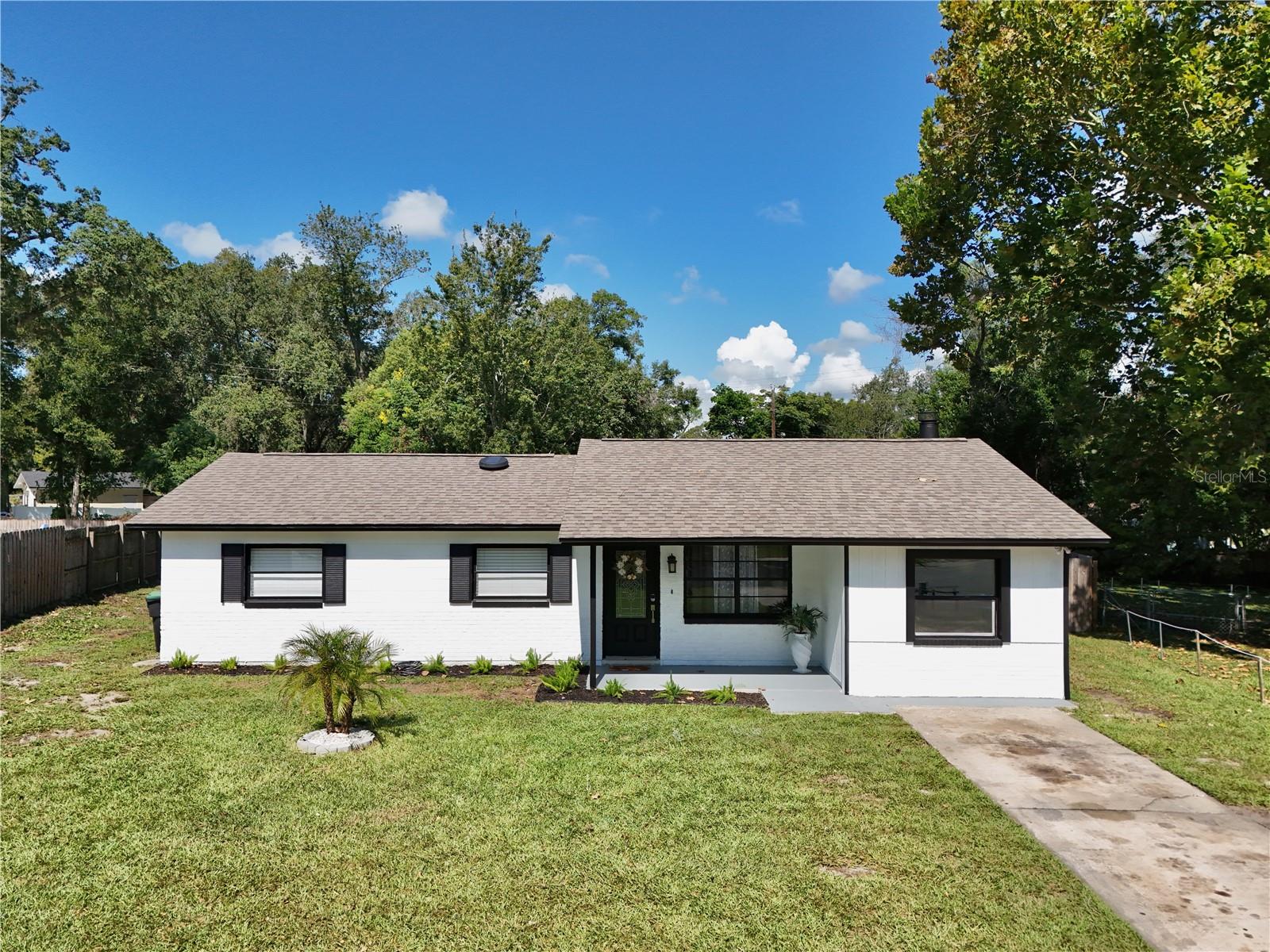 BREEZY HEIGHTS - Residential