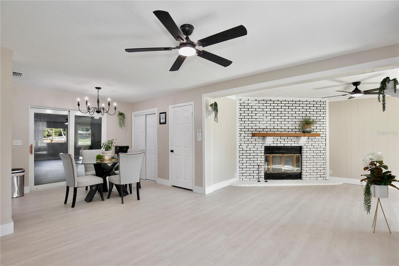 BREEZY HEIGHTS - Residential