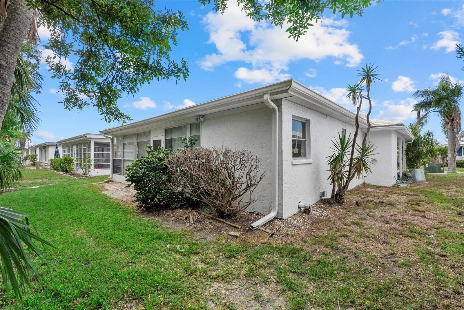 SPANISH MAIN YACHT CLUB CONDO - Residential