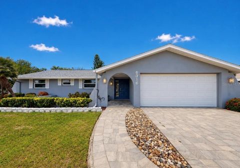 Photo of 6316 Jamaica Circle E #E, Apollo Beach, FL 33572 (MLS # TB8512258)